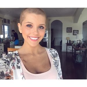 Meet your Posher, Alison